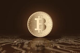 美国推动比特币与加密货币发展的多重考量与市场影响分析